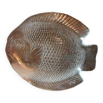 Fish-shaped glass dish