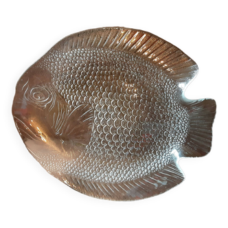 Fish-shaped glass dish