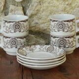 Coffee cup and saucer set