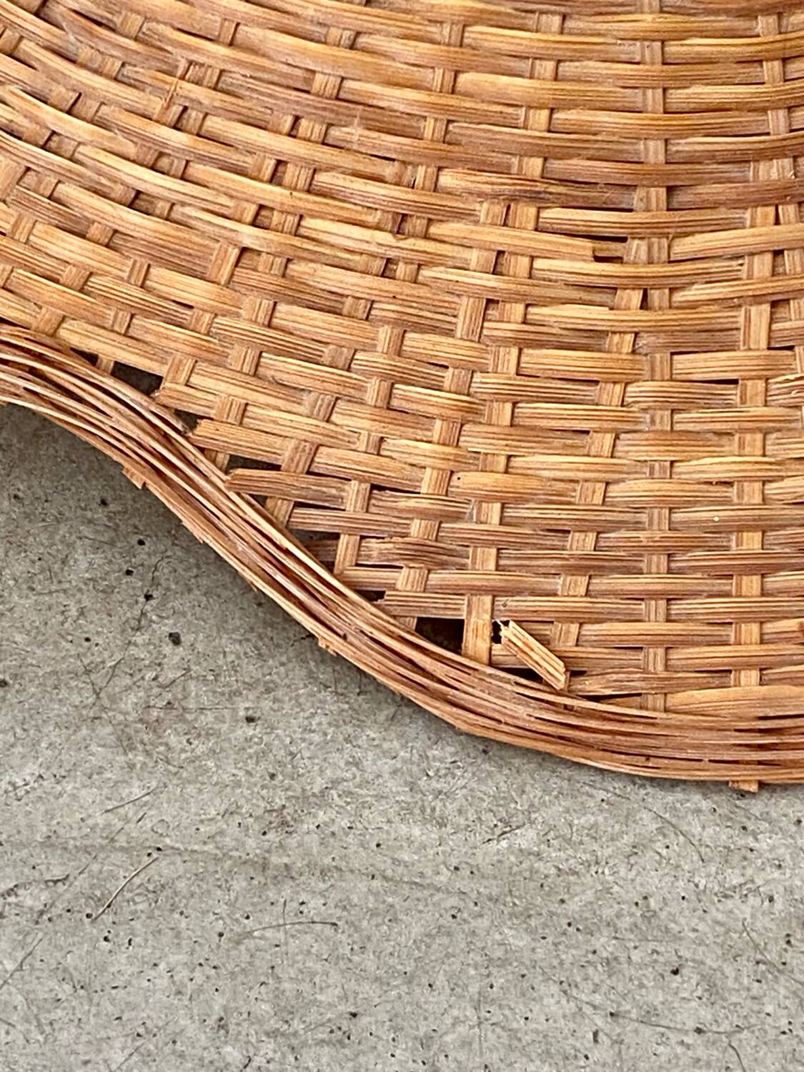 Rattan pendant light