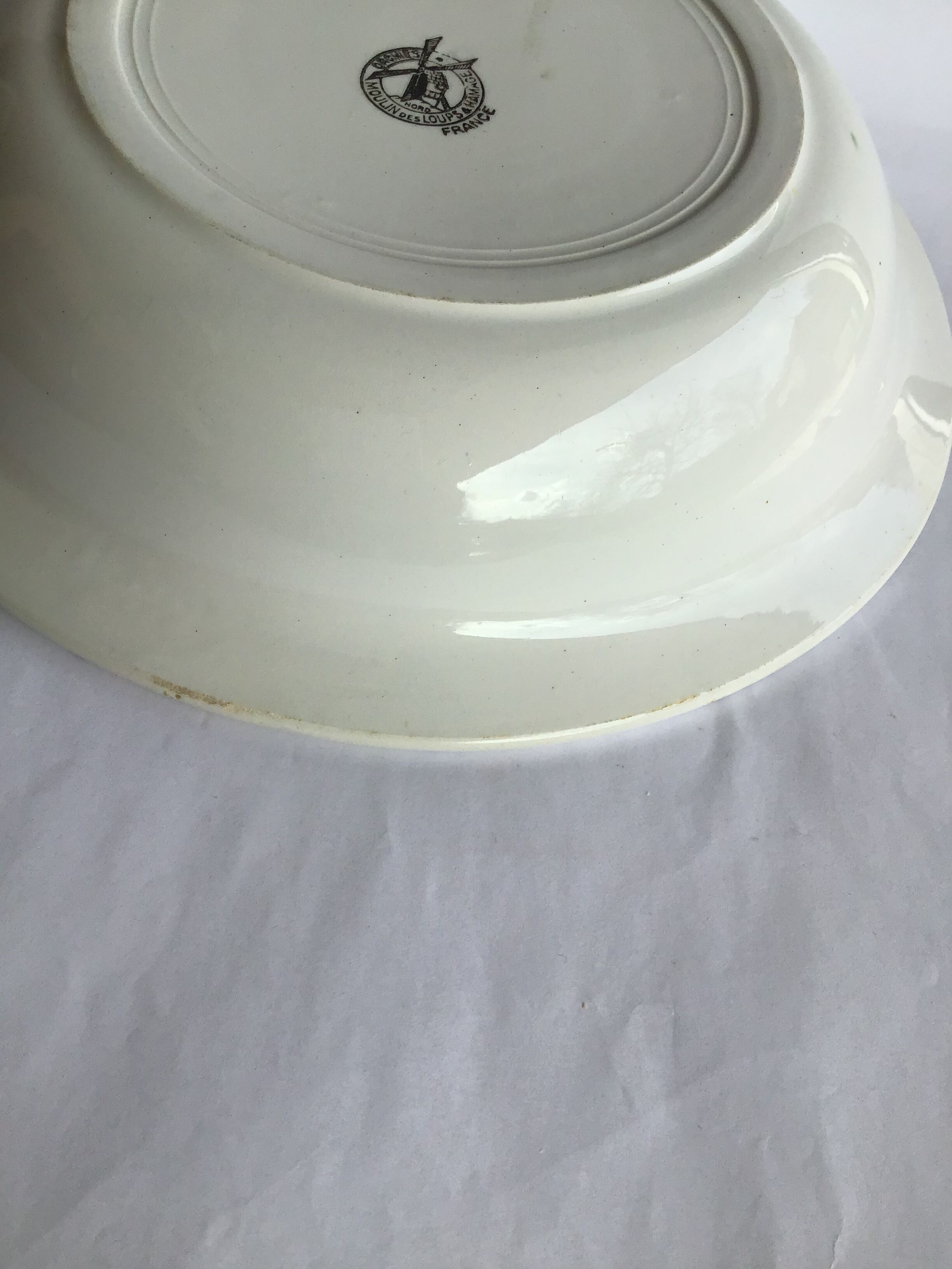 Hollow dish Terre de Fer Moulin des Loups Touraine