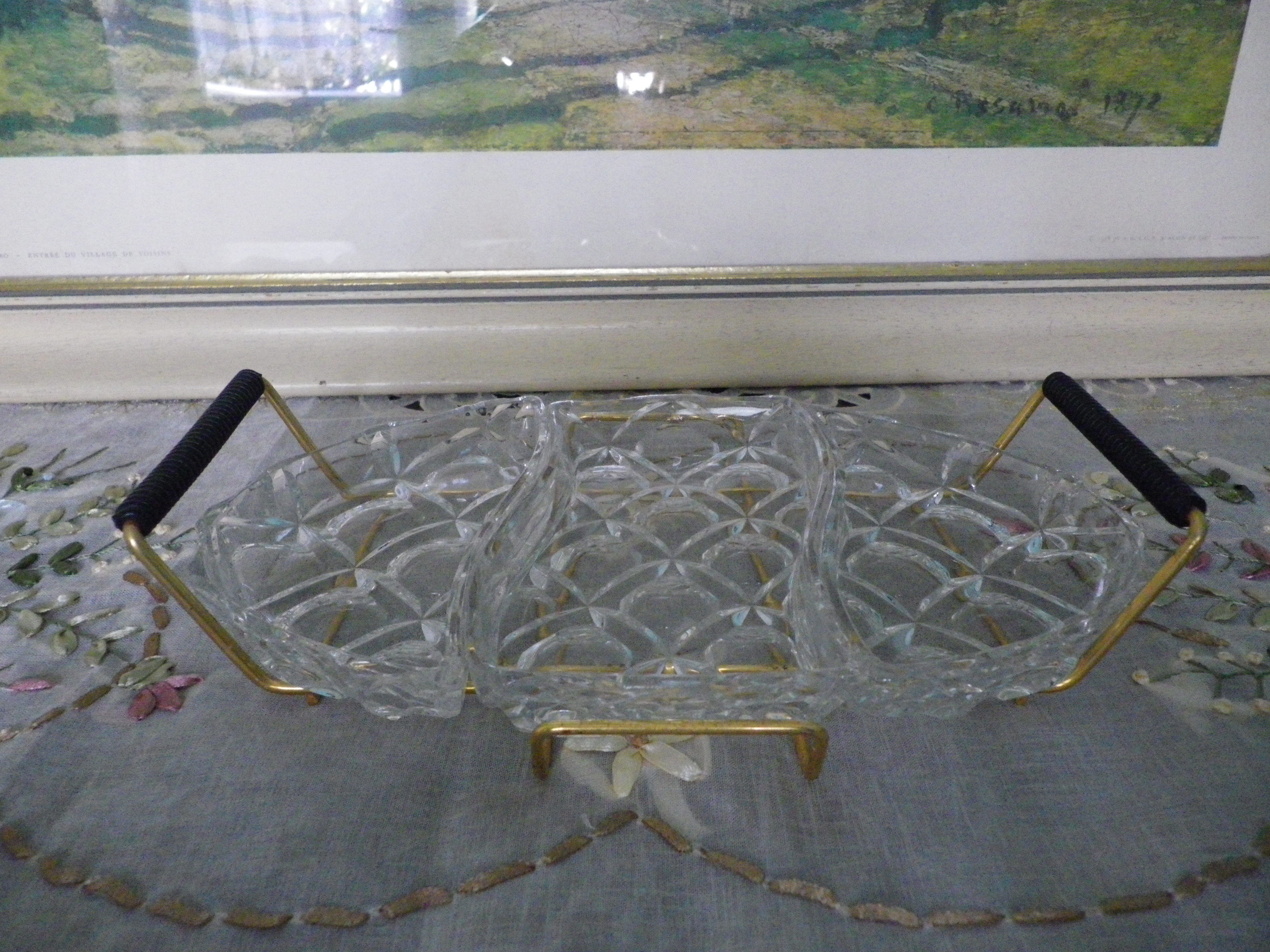 Aperitif servant, sauce, with 3 glass ravines and gold metal support - Design - 60s