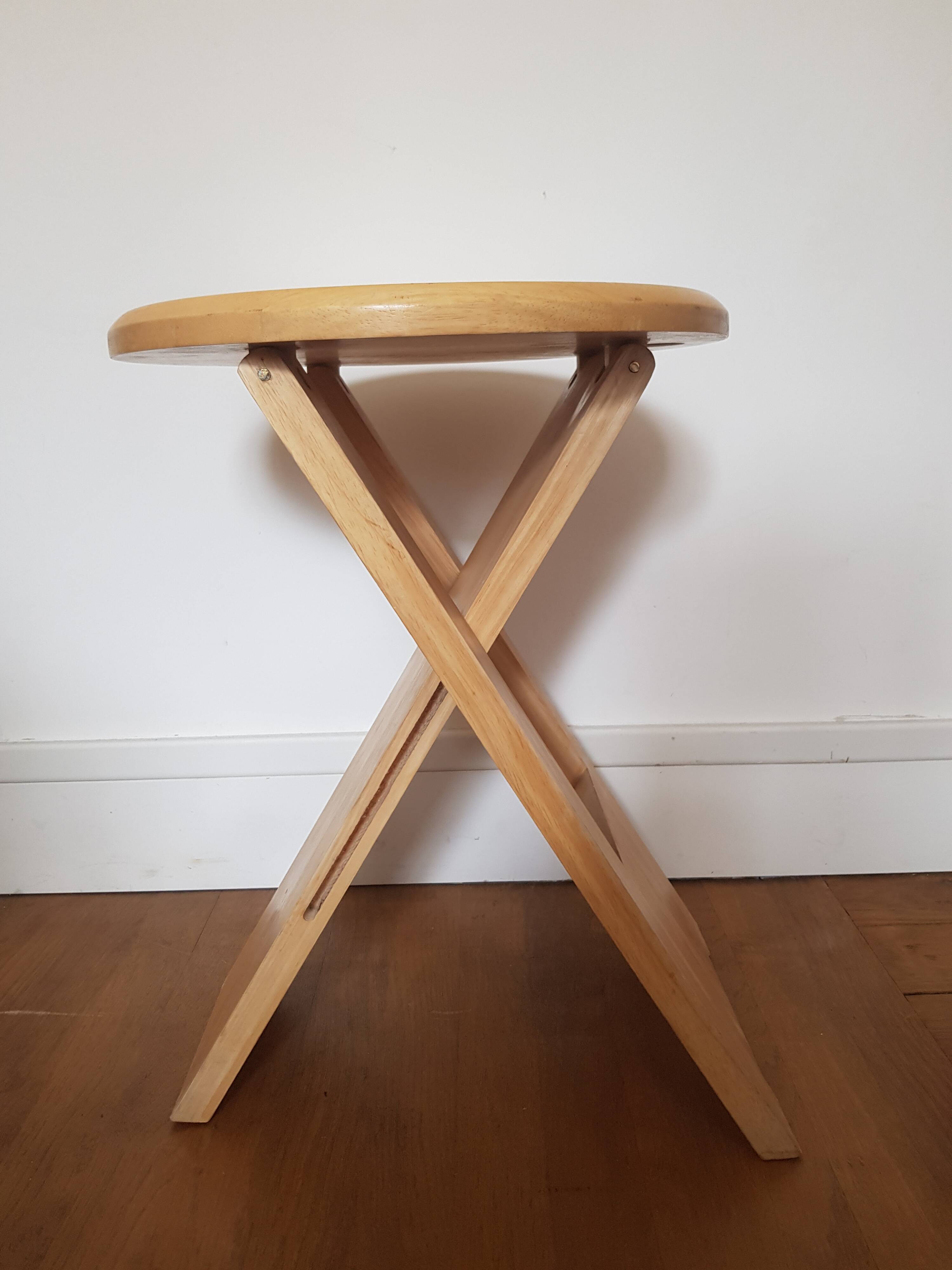 Suzy stool by Adrian Reed