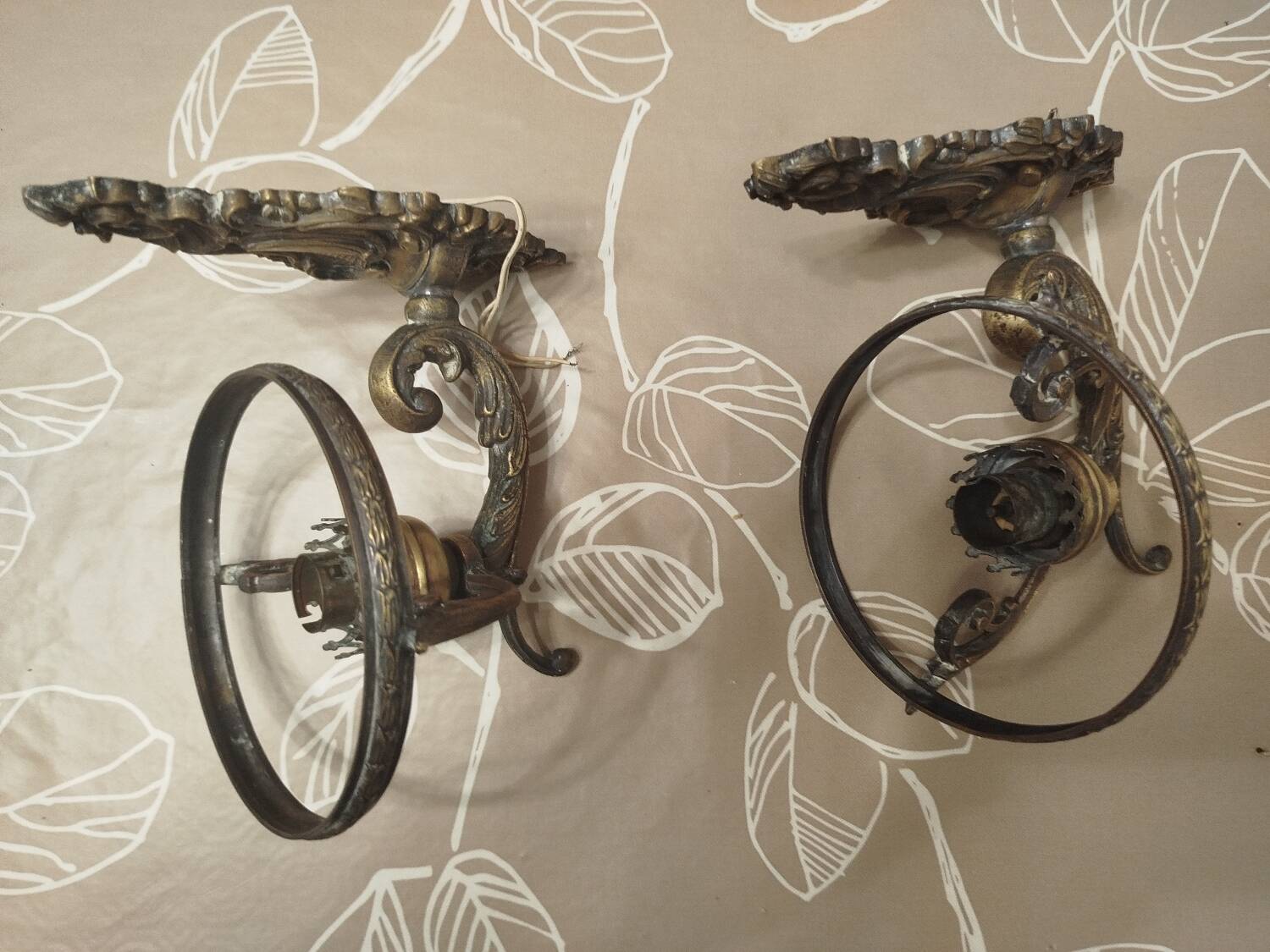 Appliques murales french vintage laiton