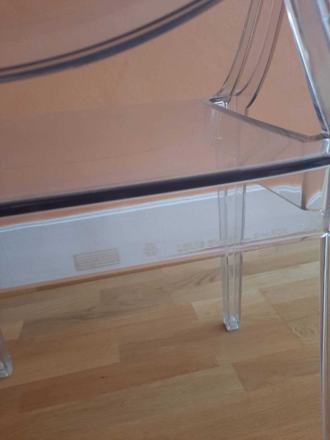 Pair of Louis Ghost Chairs, design Philippe Starck, Kartell edition