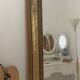 Miroir Louis-Philippe doré avec fronton