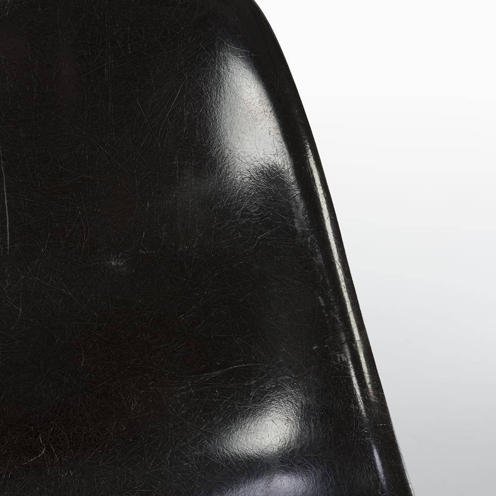 Chaise d'appoint noire Eames DSW originale vintage Herman Miller
