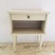 Chevet en bois beige vintage