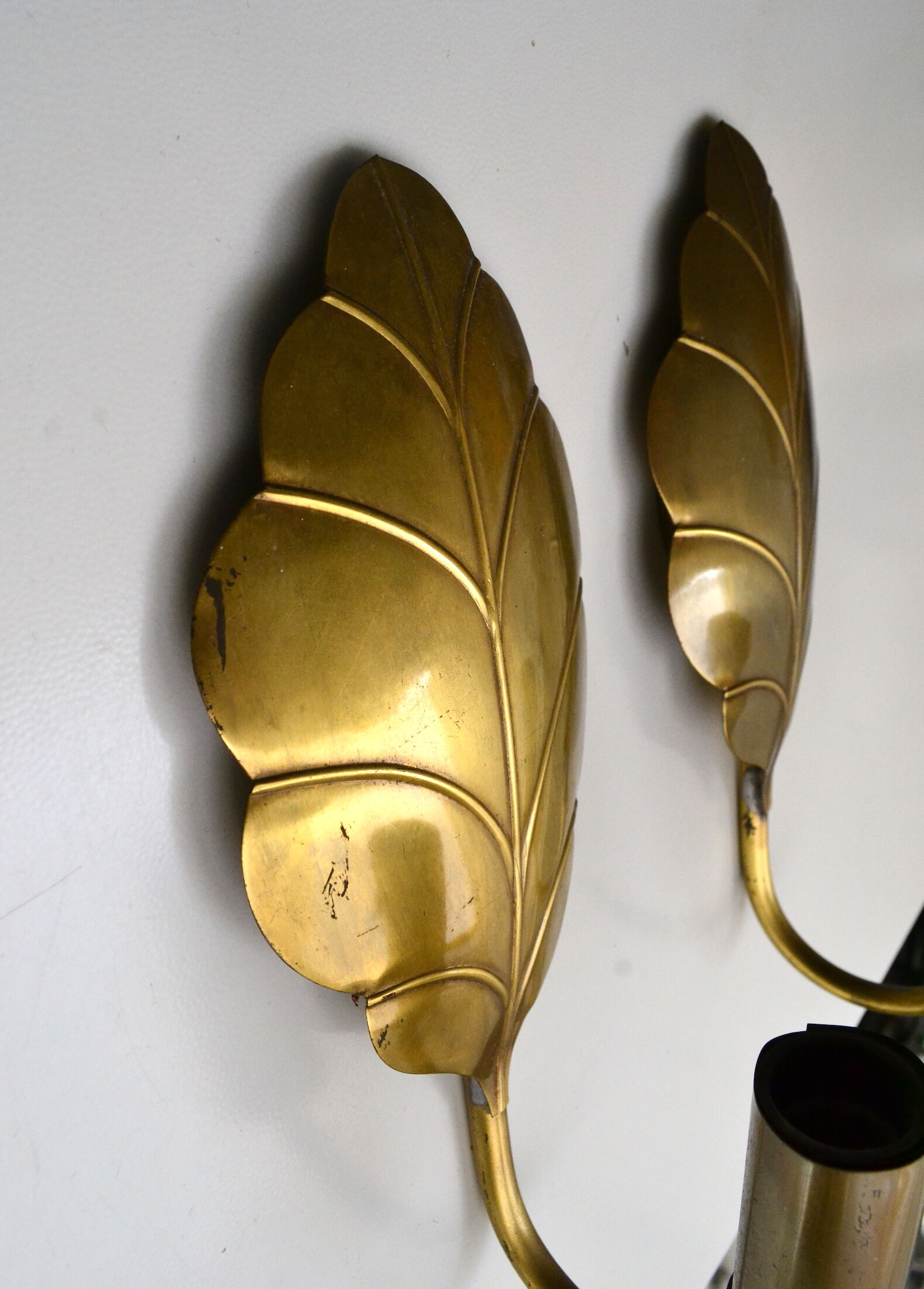 Pair of brass leaf wall lights from the 1970s.