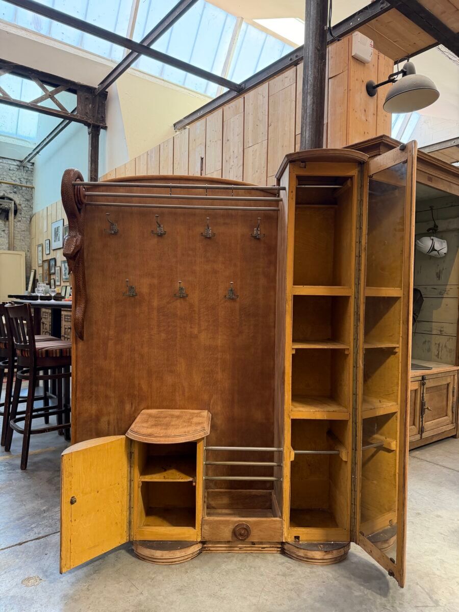 Art Deco entrance hall wardrobe