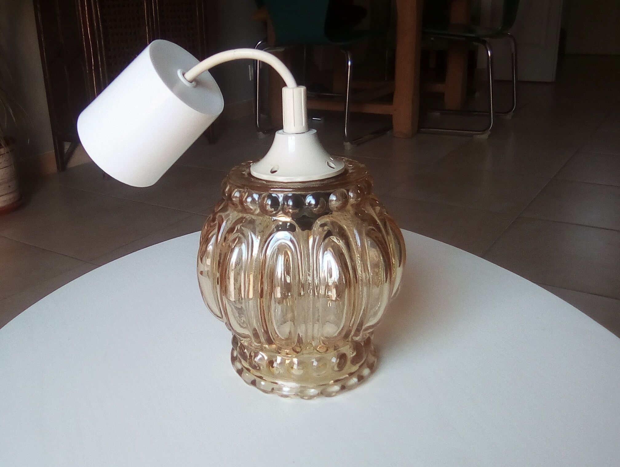 Hanging lamp in amber moulded glass 60/70 years