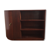 Old corner buffet