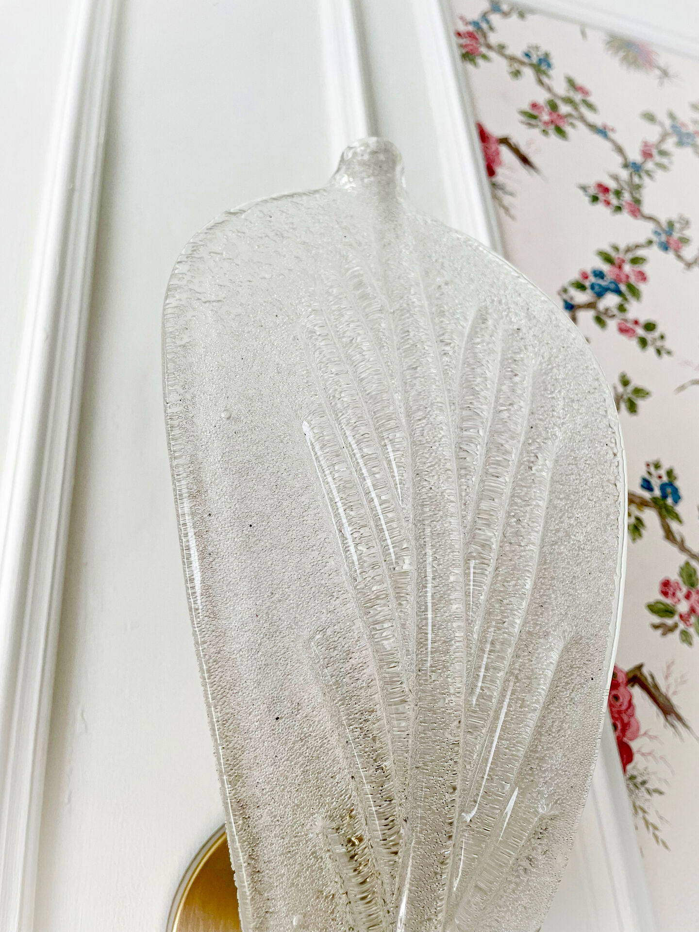 White Murano glass leaf wall light