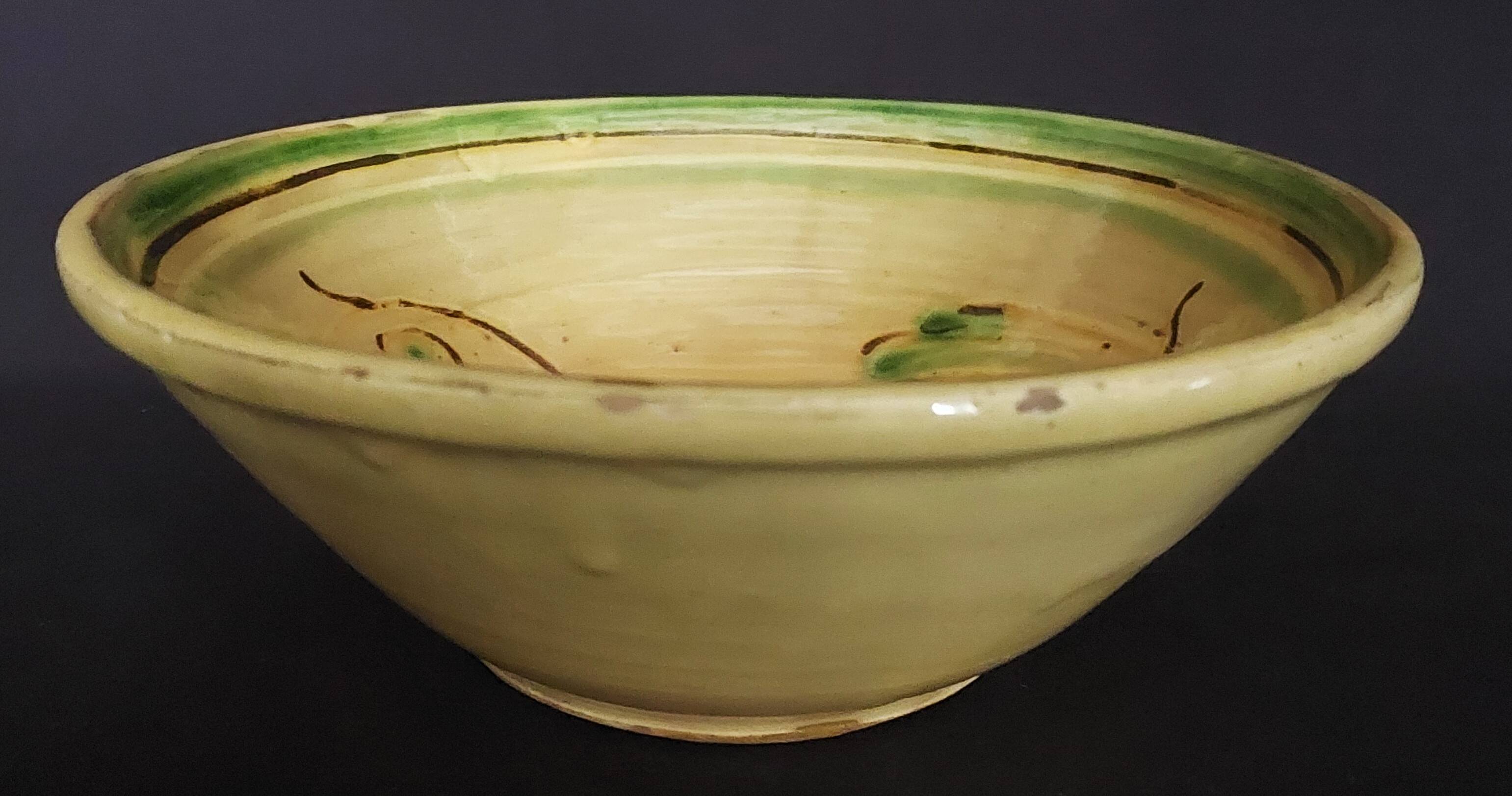 Glazed terracotta bowl dish with 20th century bird decoration