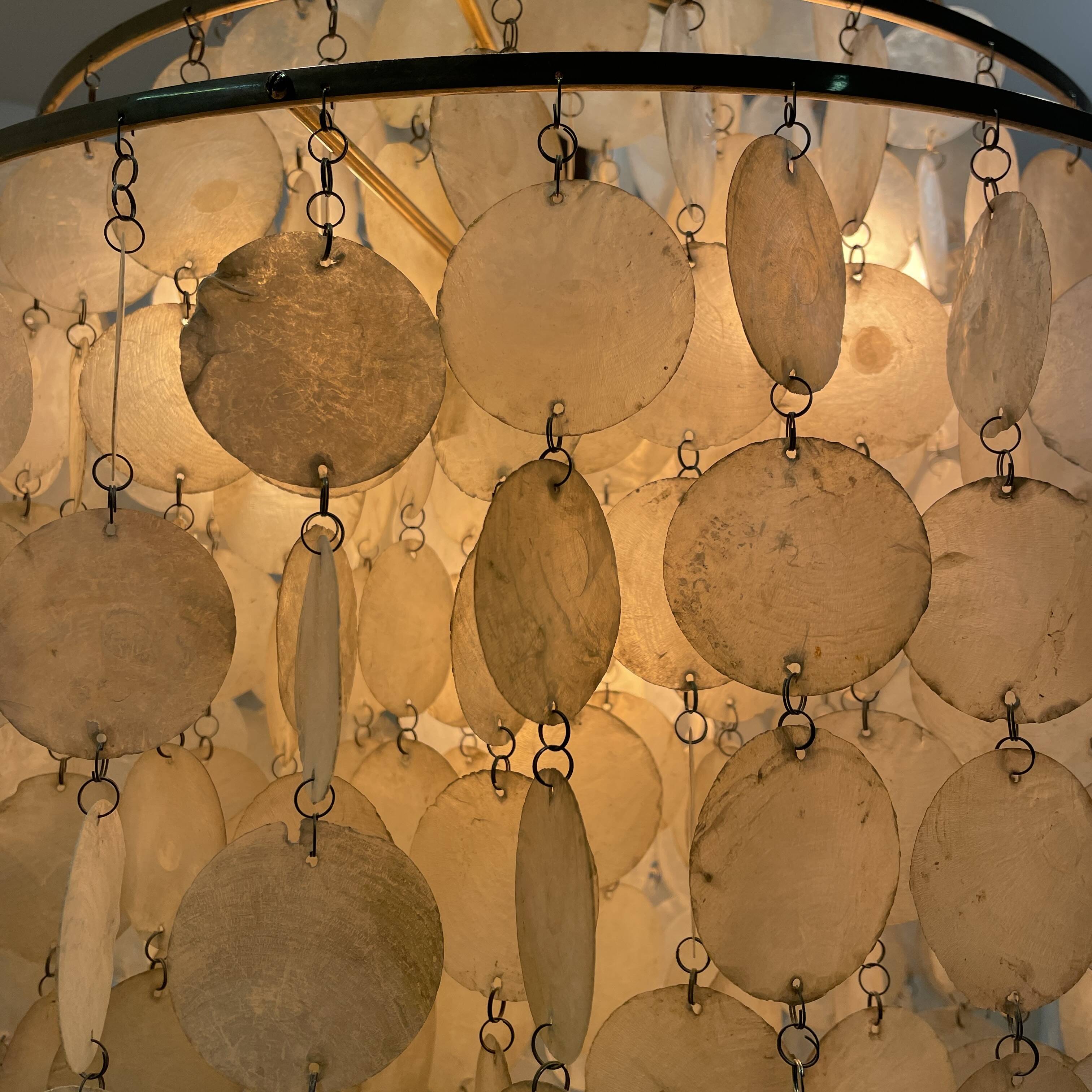 Grand lustre en nacre style Verner Panton années 60