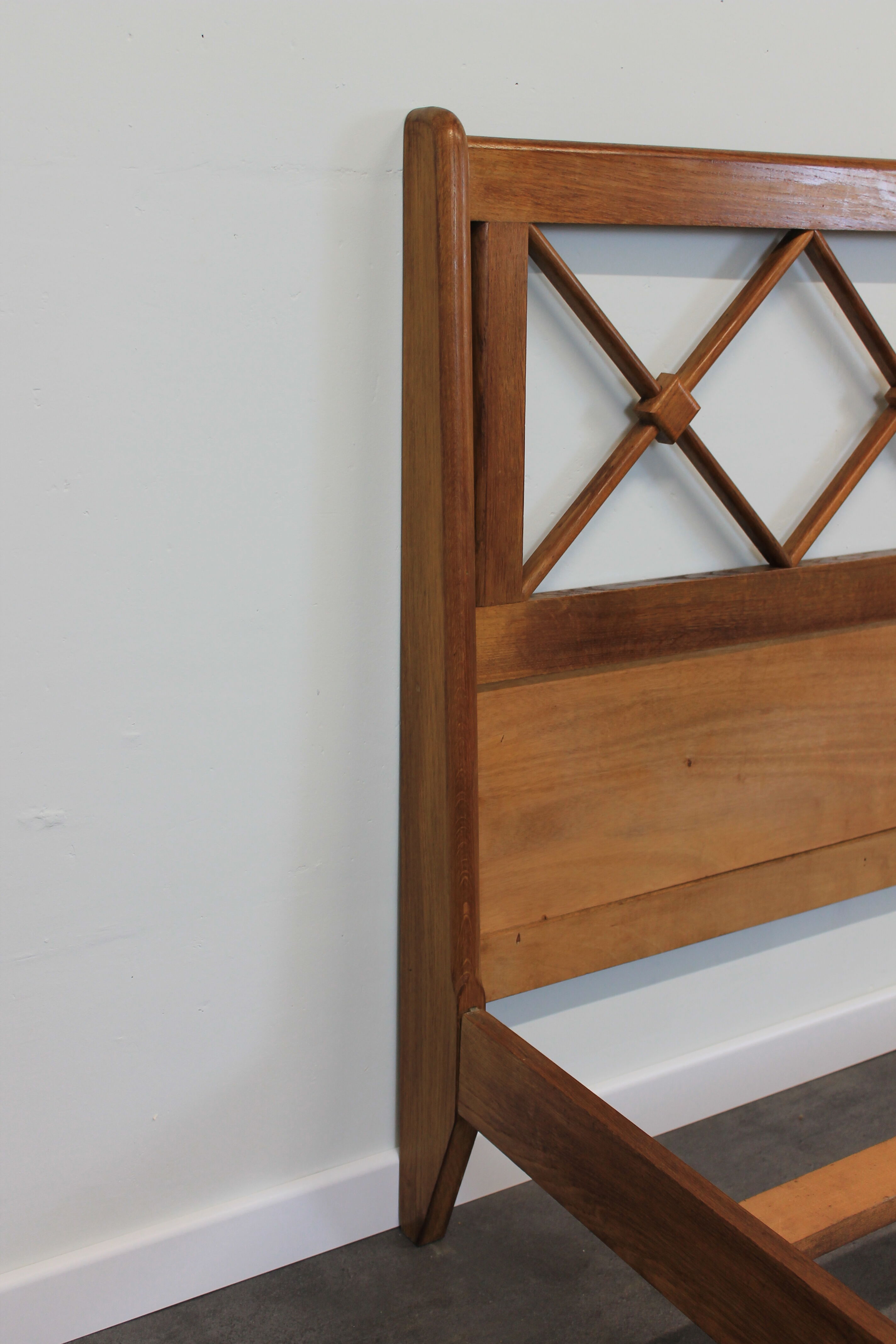 Lit moderniste des ateliers Saint-Sabin
