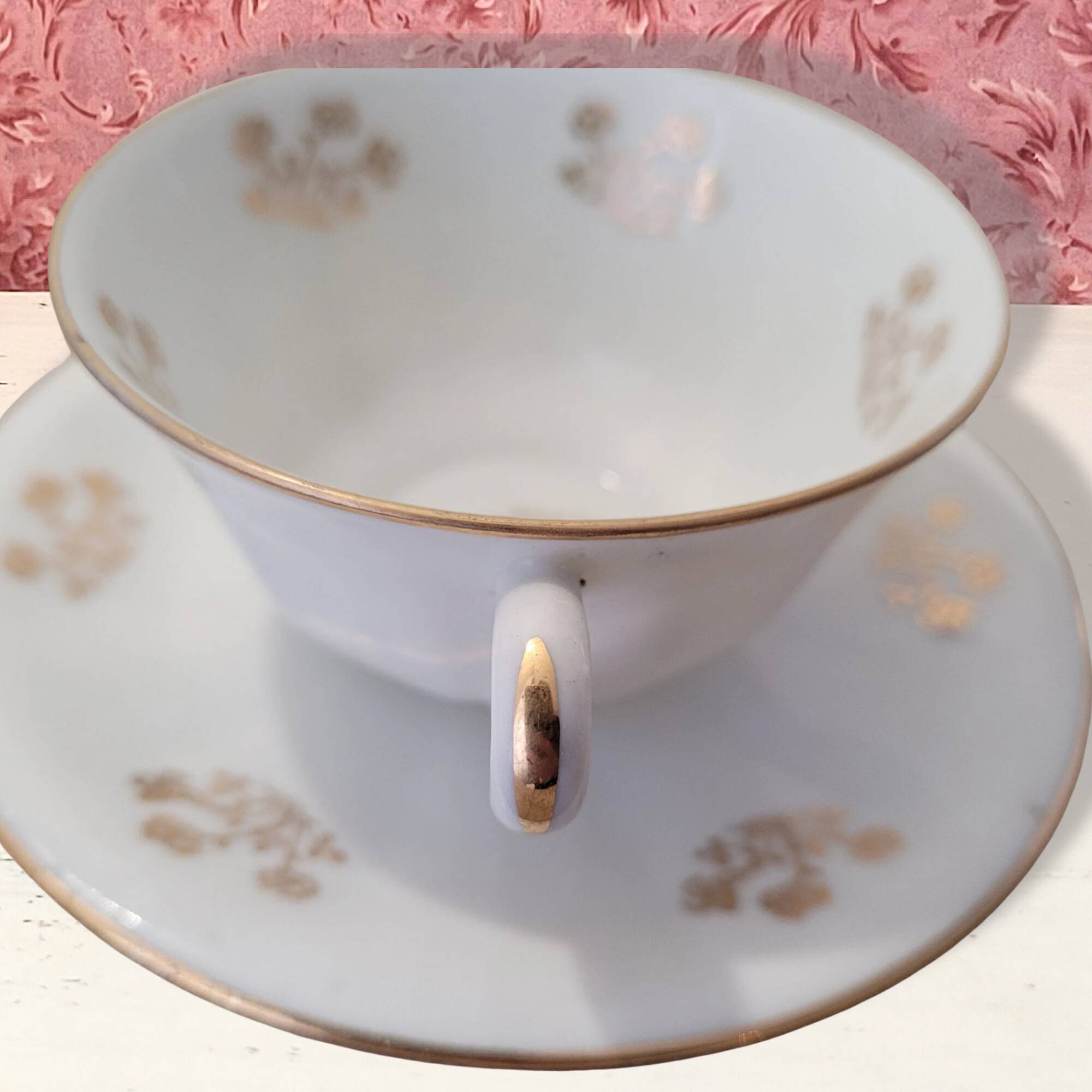 6 vintage white and gold porcelain teacups – 50s style – paste