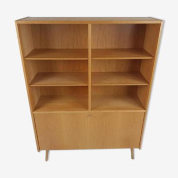 Danish bookcase Hundevad veneered oak