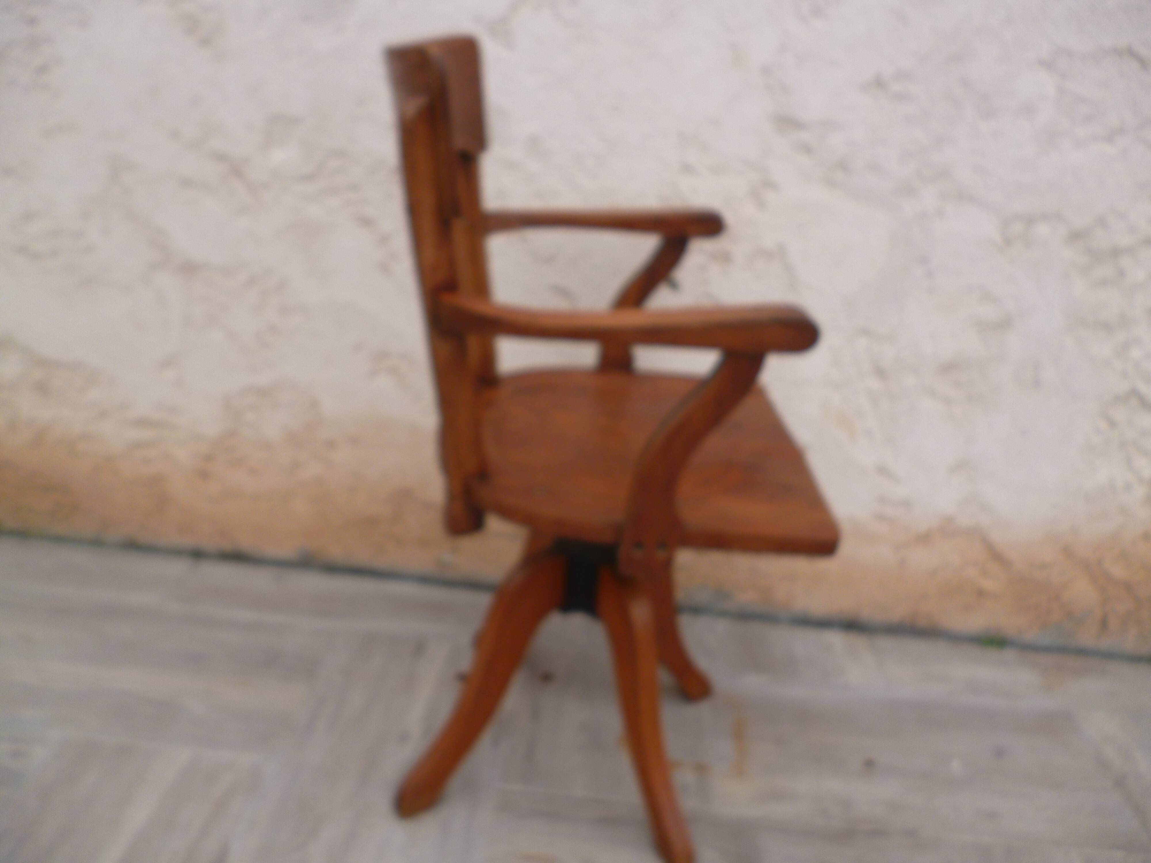 American Swivel Oak Office Chair