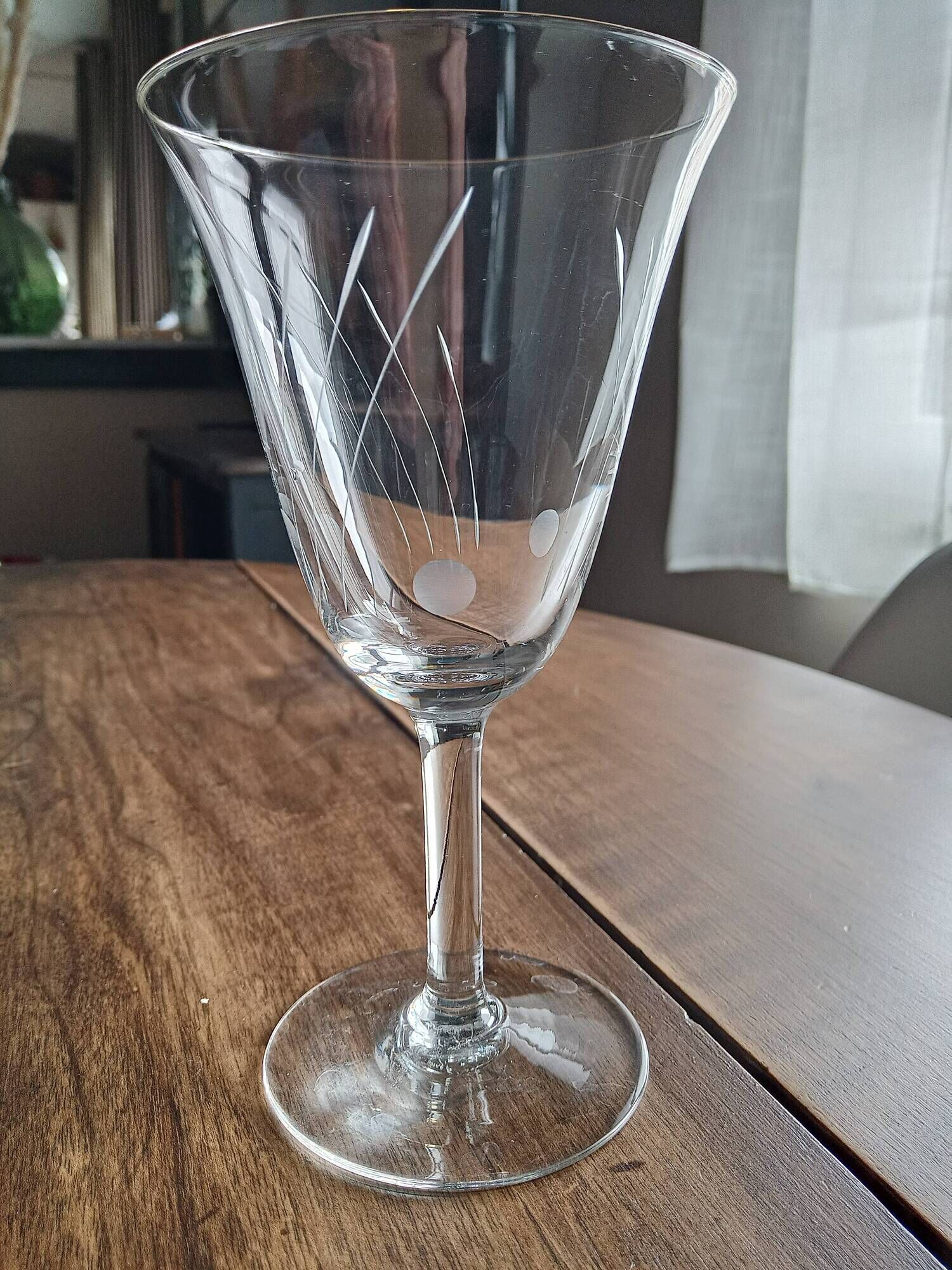 Lot of 6 vintage wine glasses drinking flared glass engraved opaque bubbles décor