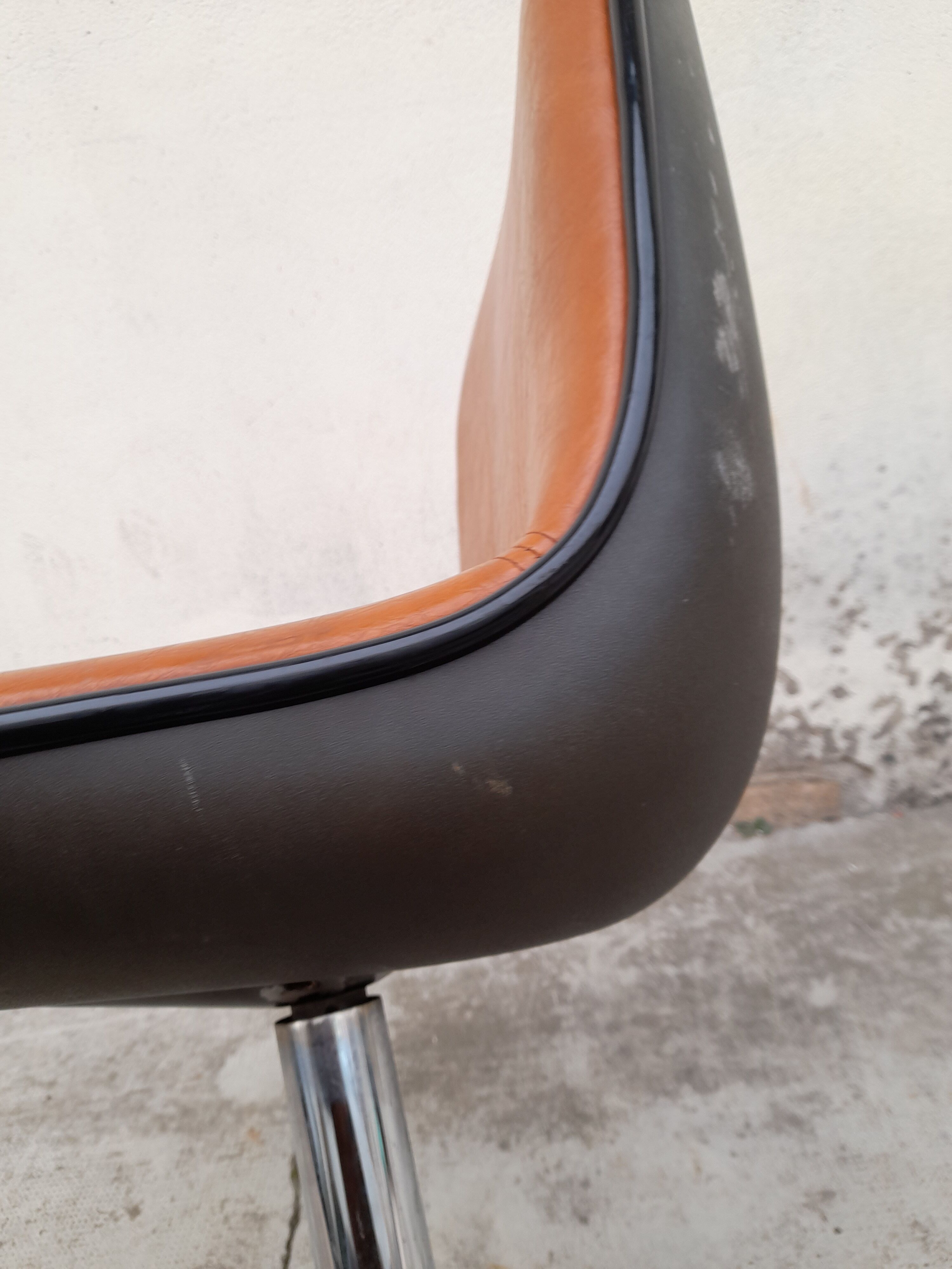 Chaise Strafor vintage années 70