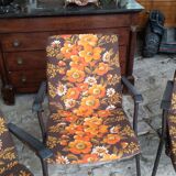 3 folding chairs