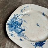 Square flat plate Gien in blue ironstone, service "Birds" around 1870.