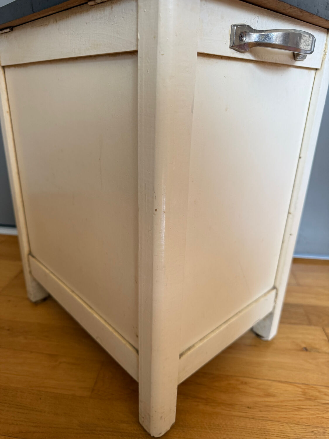 Vintage 1950s Formica storage stool