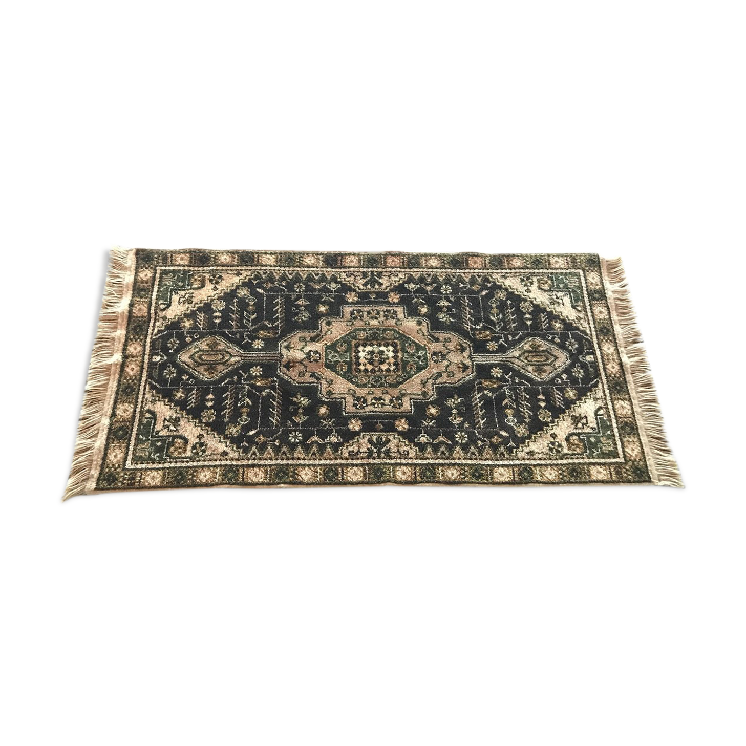 Vintage Turkish Carpet with Medallion Design 134 X 66 cm