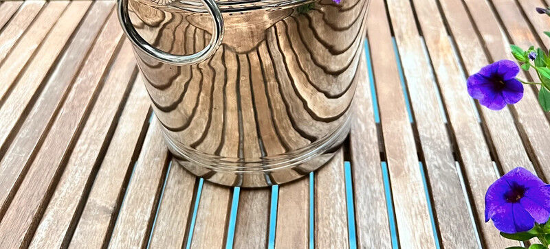 Silver metal champagne bucket