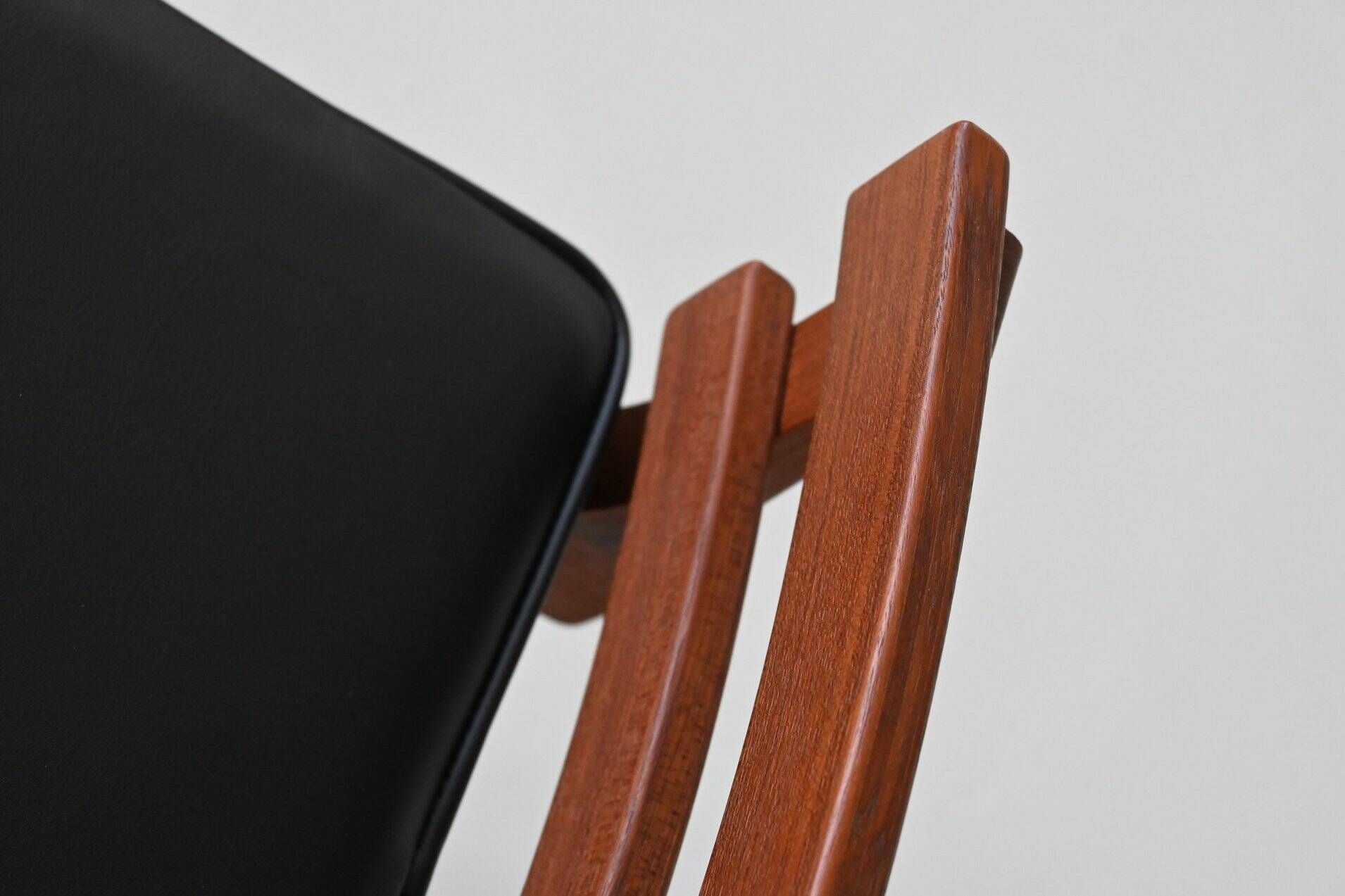 Erik Buck set of three bar stools in teak and leather Dyrlund Denmark 1960