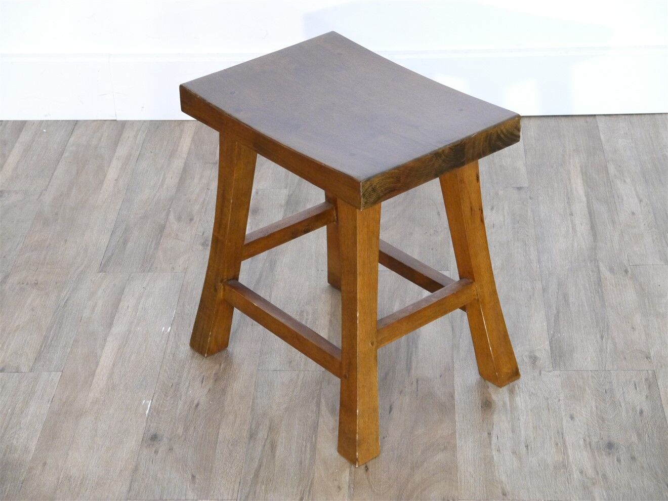Tabouret brutaliste en acajou 1960