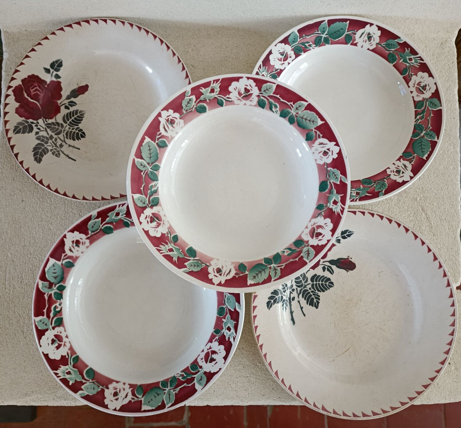 Lot 5 mismatched plates iron earth