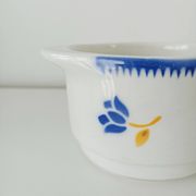 Set of 2 small floral ear bowls