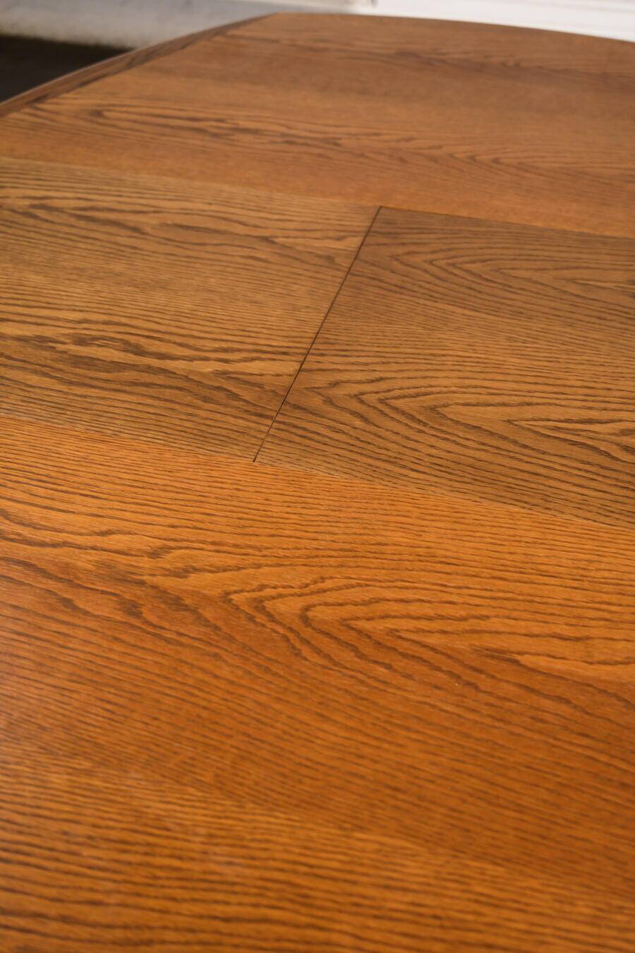 Octagonal dining table