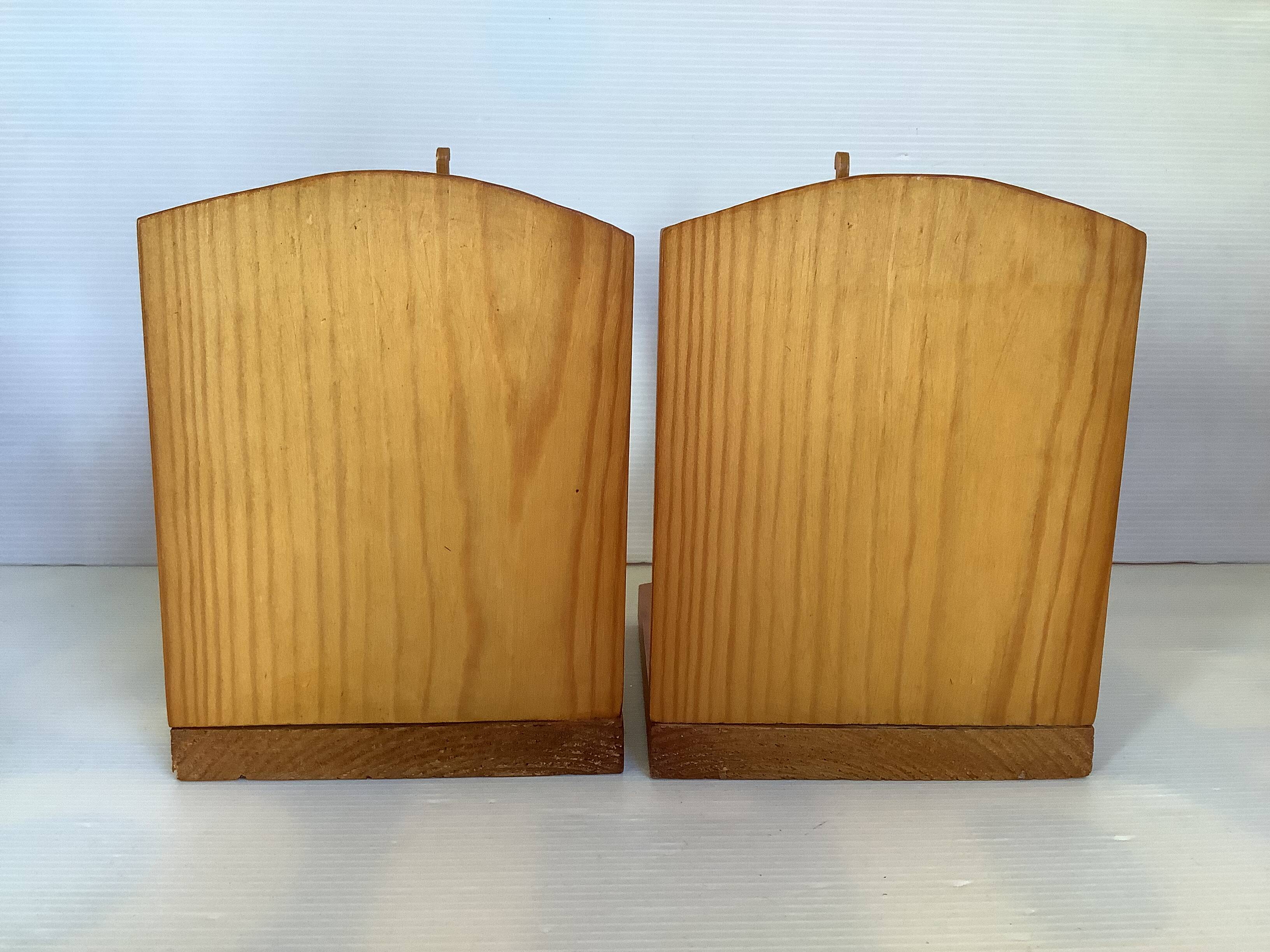 Pair of zoomorphic reindeer wooden bookends