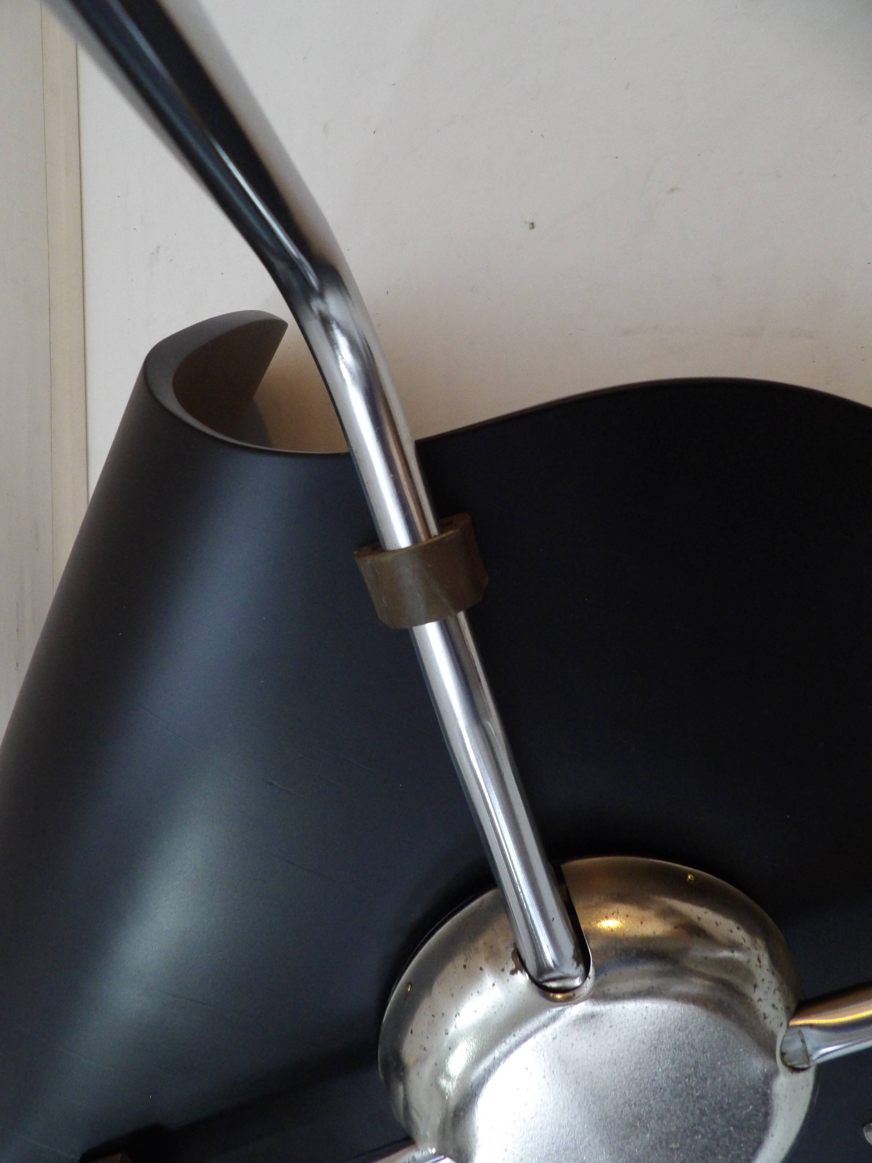 Ilmari Lappalainen - A set of three 'Columna' chairs for Asko. Ca. 1956. Fi