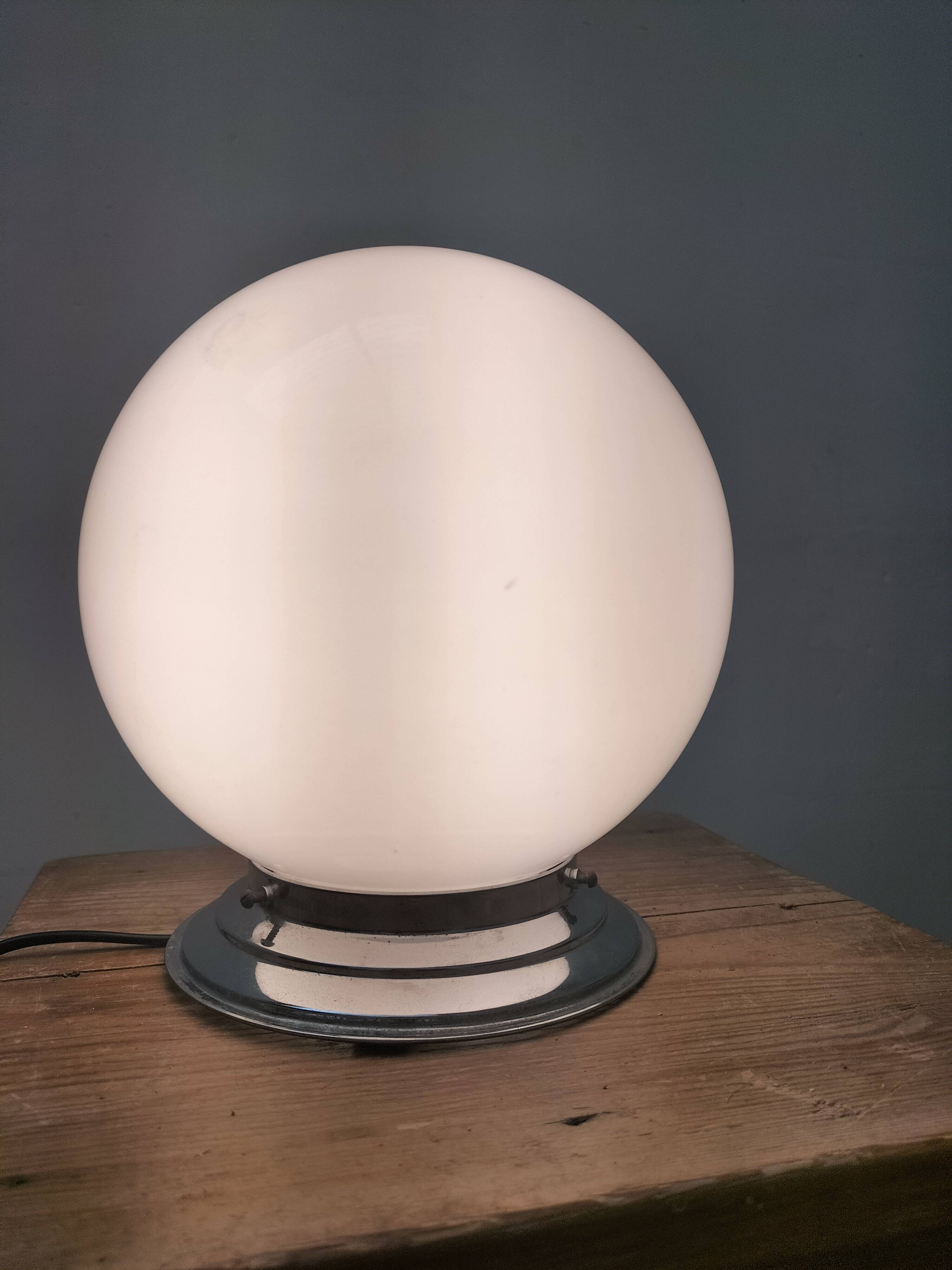 Opaline ceiling light