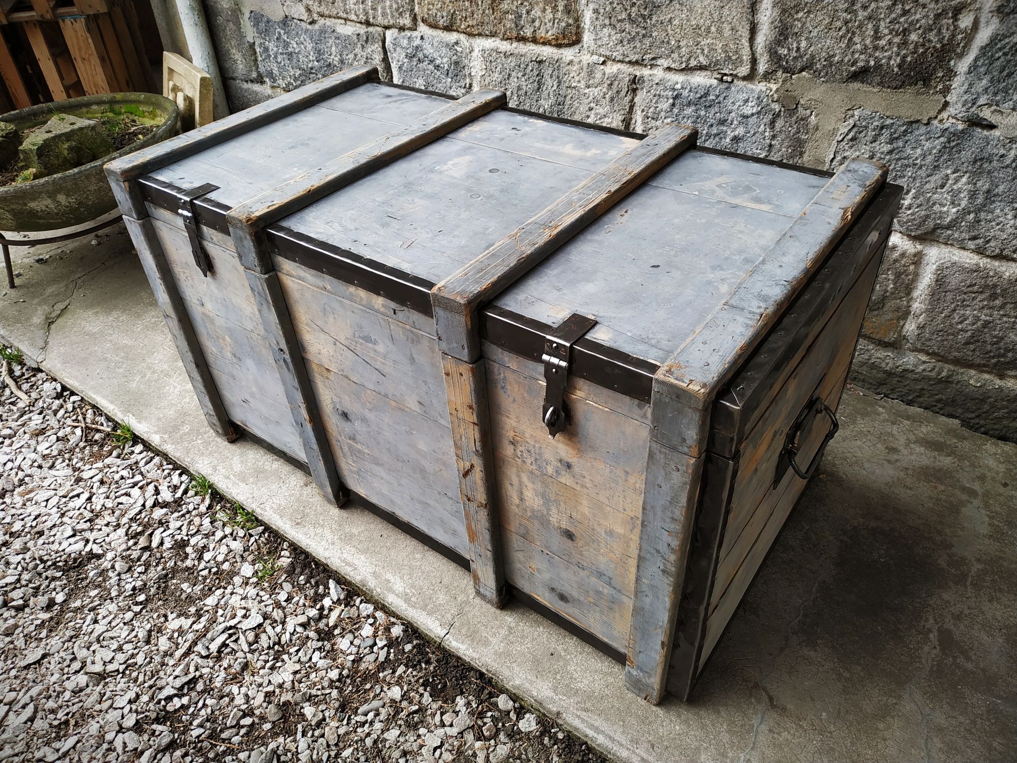 Malle de voyage coffre