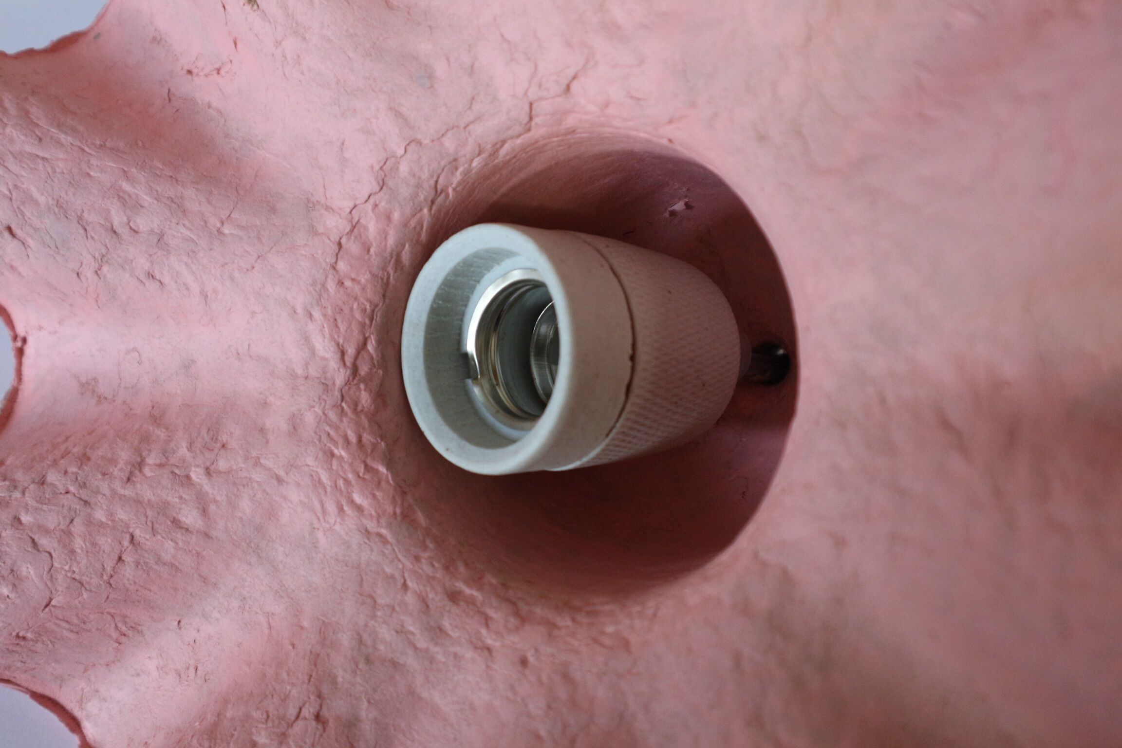 Two lamps/ pendant lamps in recycled cardboard, pink and green, seletti