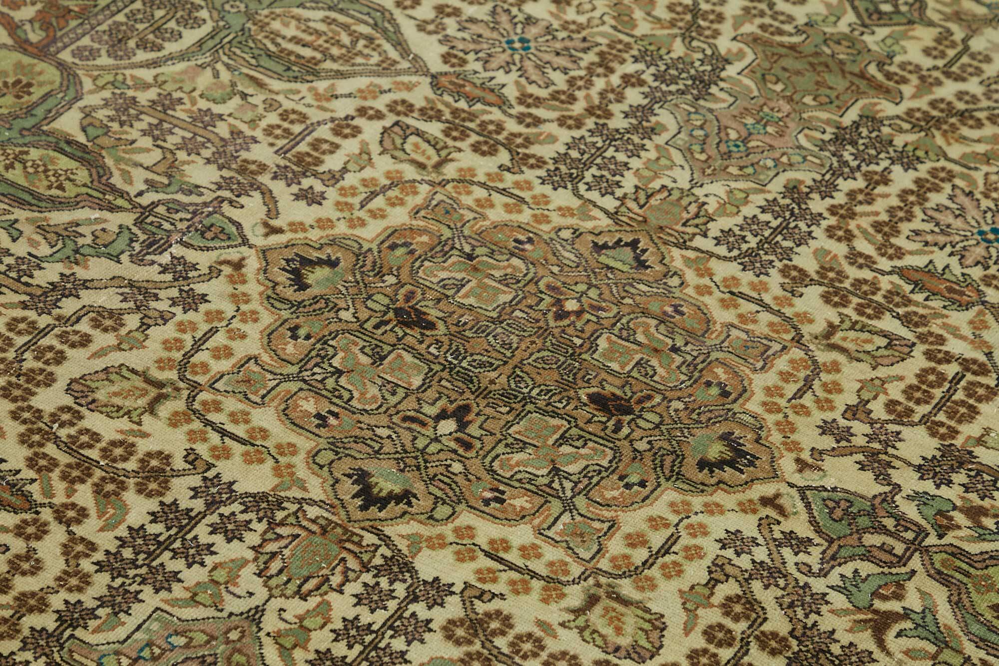 Turkish Wool Vintage Kayseri Rug 194 cm x 314 cm