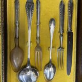 Art Deco period housewife 90 pieces