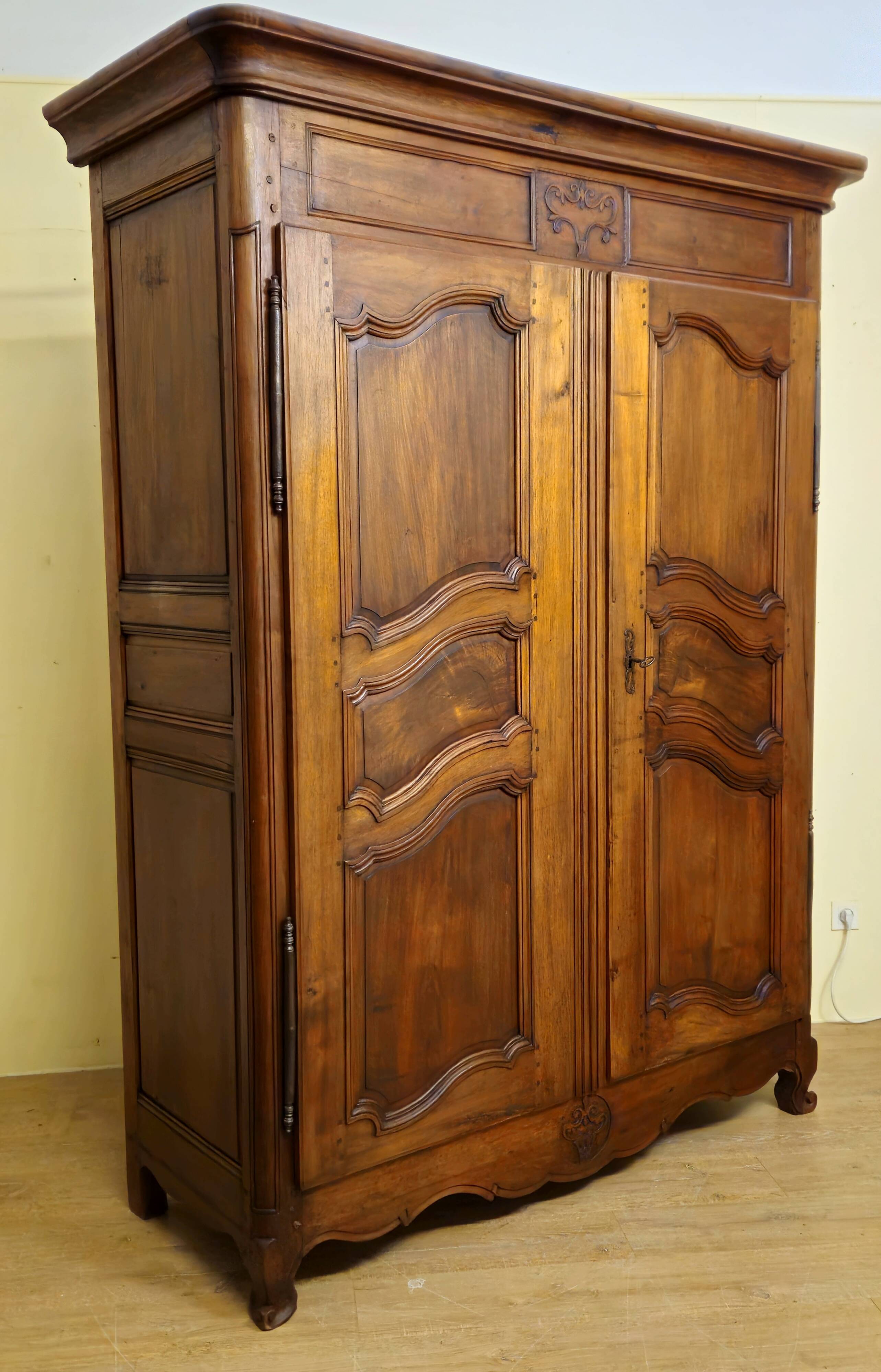 regional wardrobe from the Louis XV period, in solid walnut