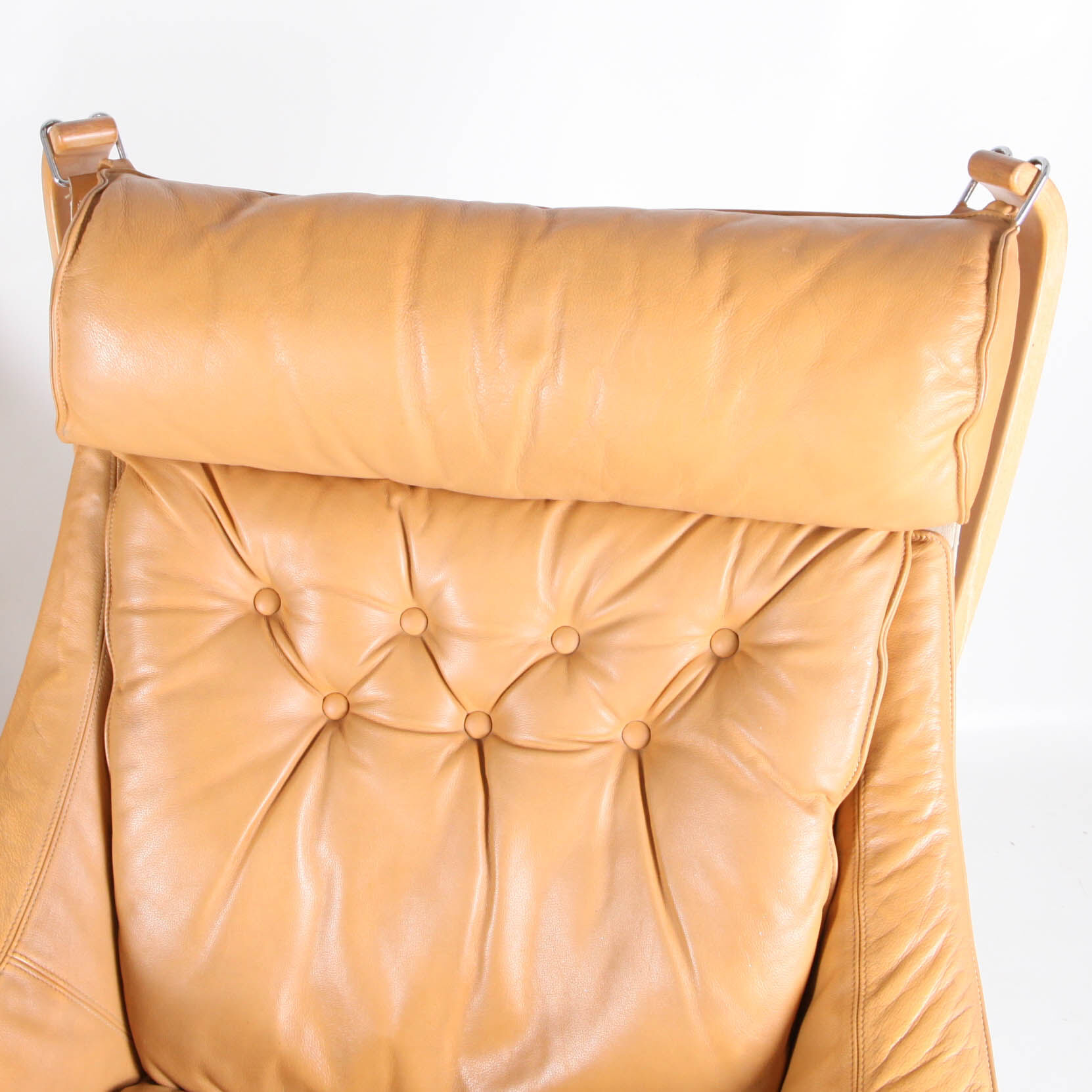 Pair of armchairs produced by Poltrona Frau