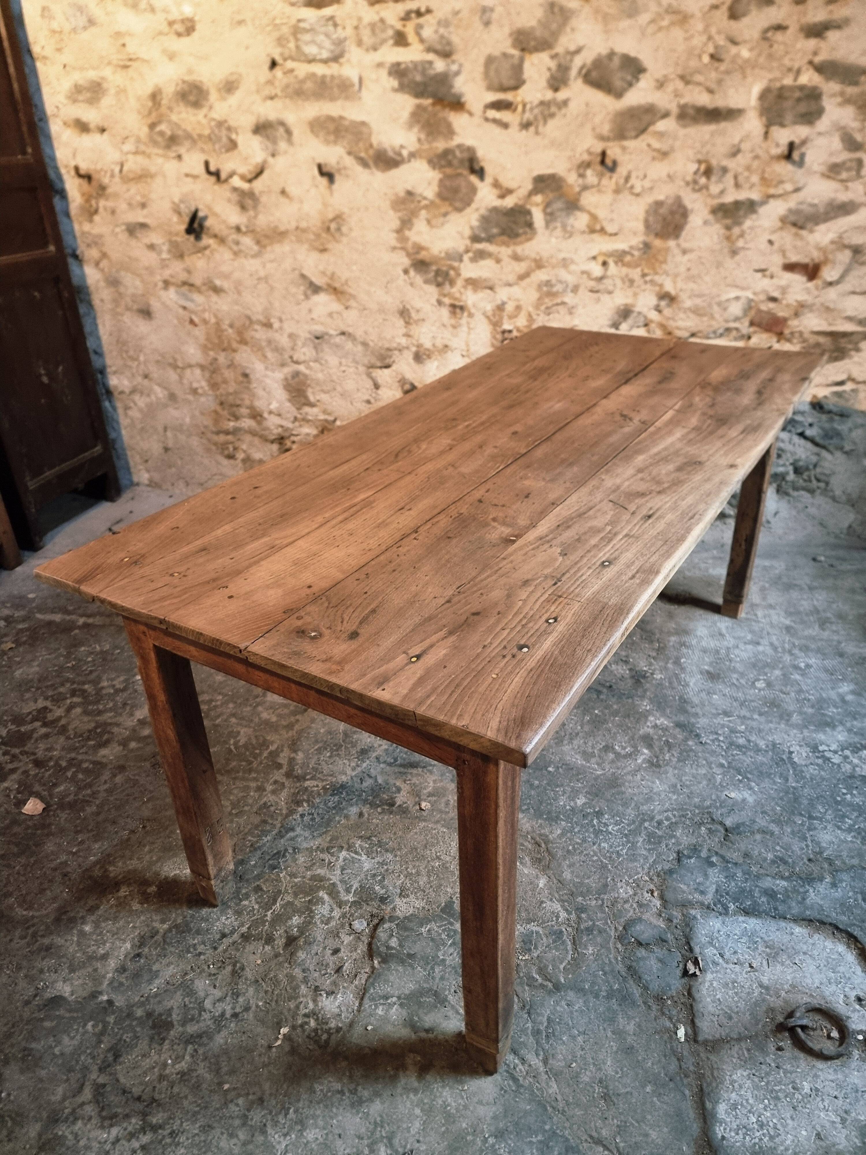Table de ferme française ancienne en chêne avec deux tiroirs — XIXe siècle