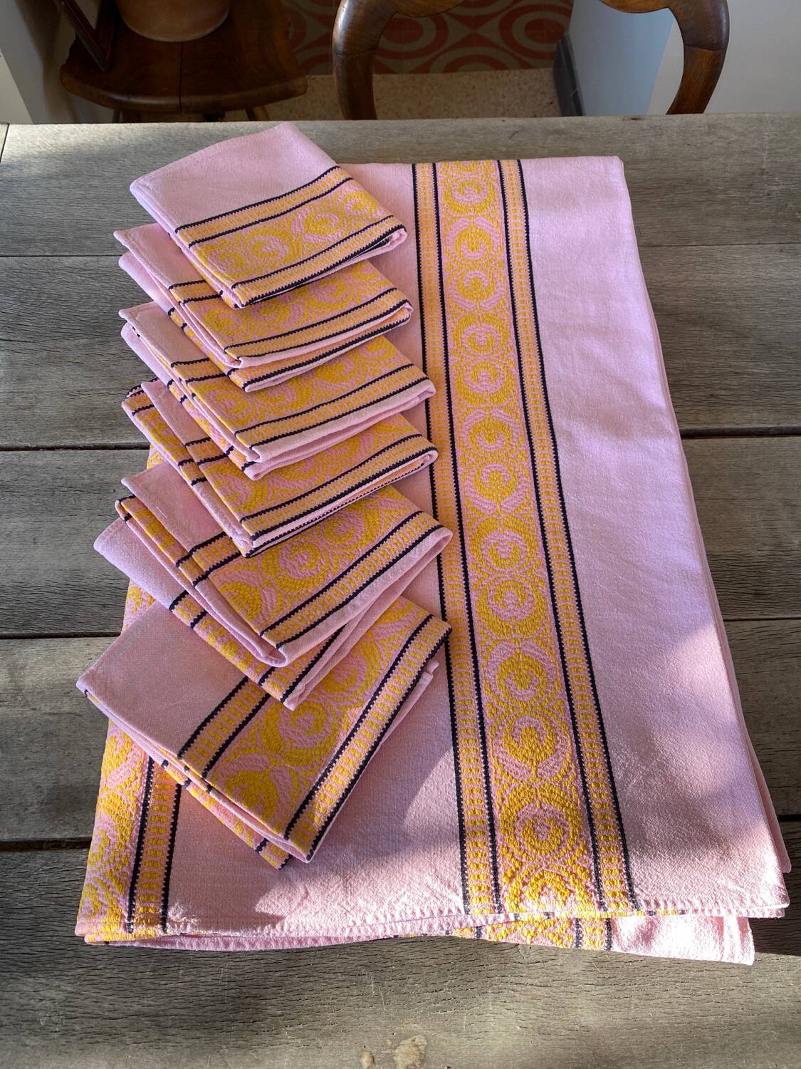 Nappe avec ses 6 serviettes
