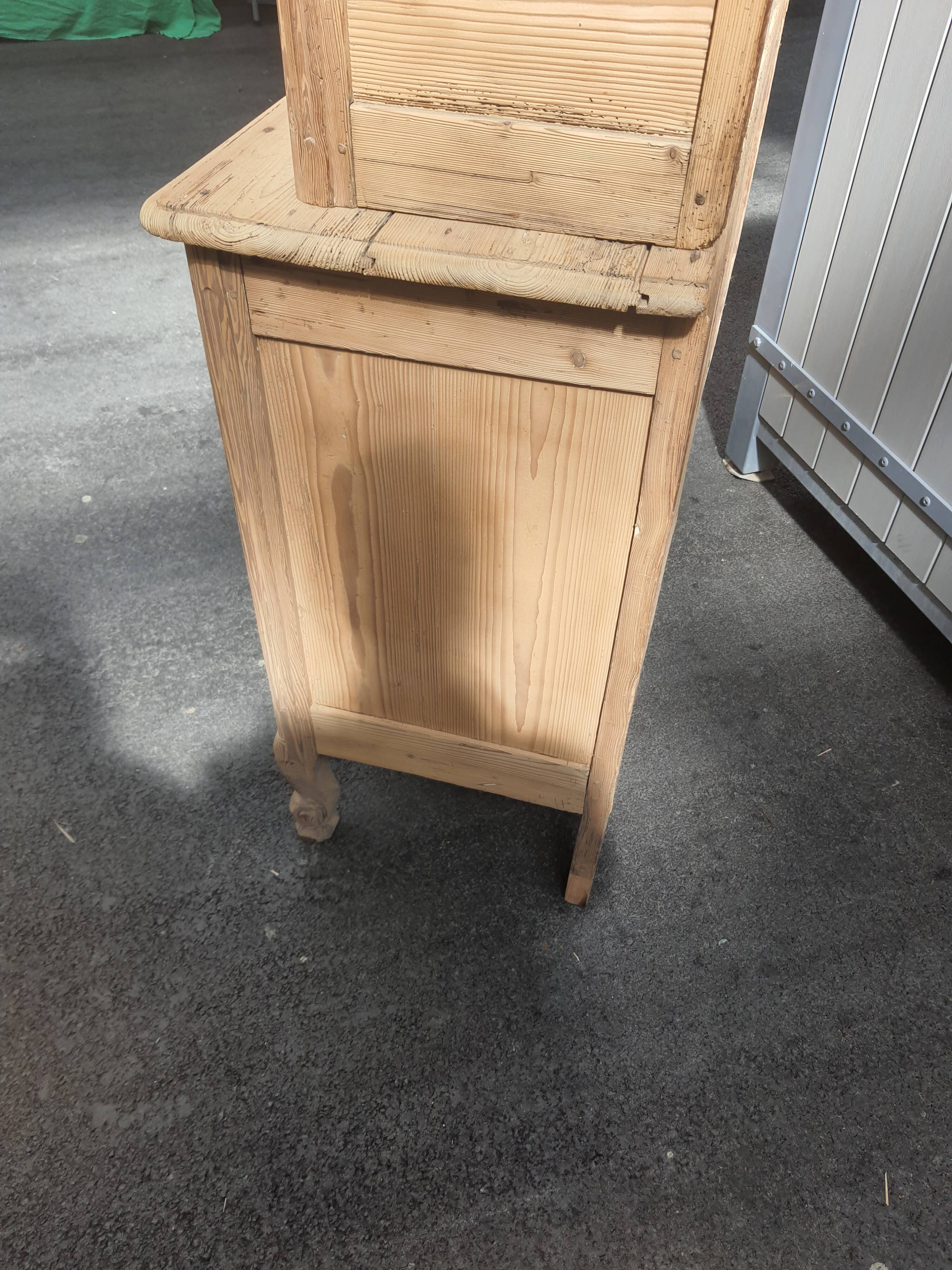 Cauchois fir sideboard