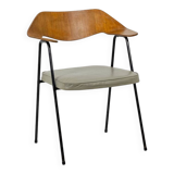 Robin Day. Thermoformed wooden office chair. Airborne circa 1950-60