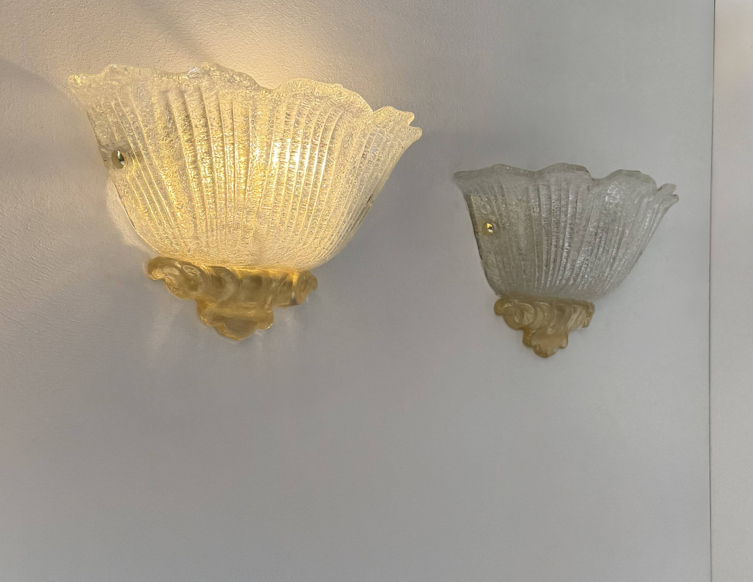 Paire d'appliques vintage moulé pressé, verre de Murano, Italie, 1980