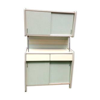 Formica kitchen buffet